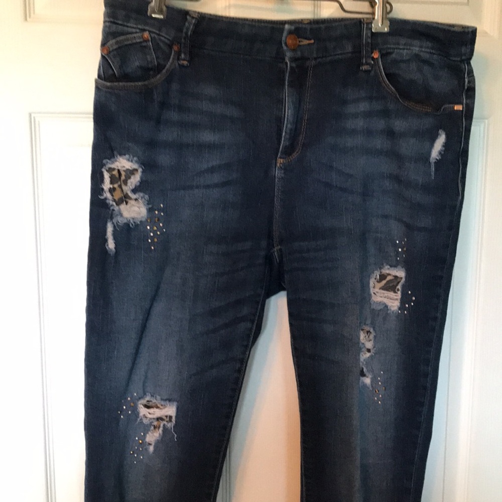Chico’s sz 2 Holy Jegging Jeans w/leopard 14